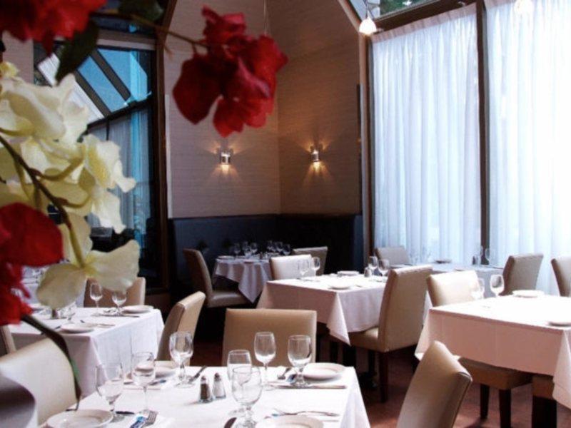 Hotel Universel Quebec City