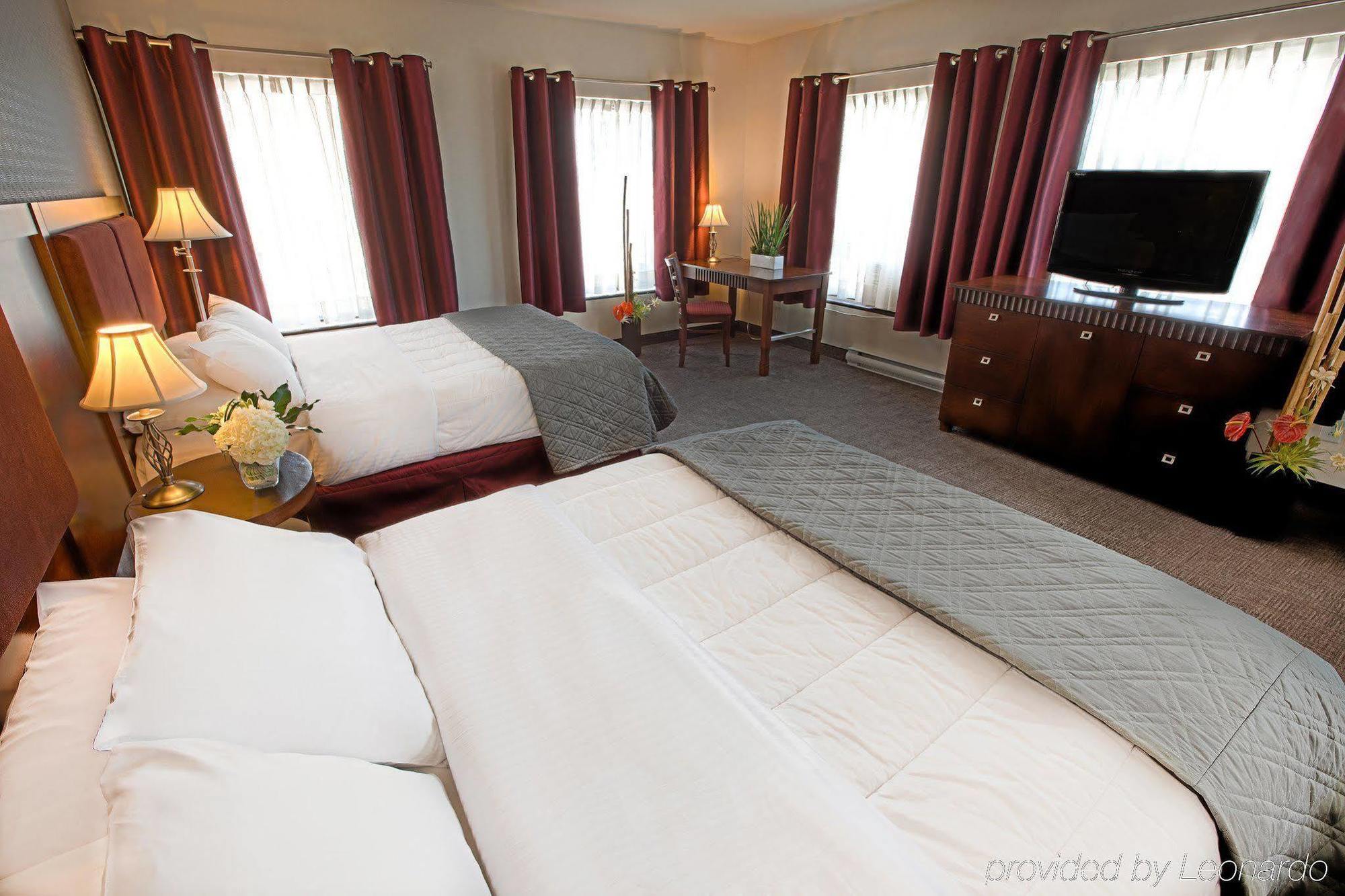 Hotel Universel